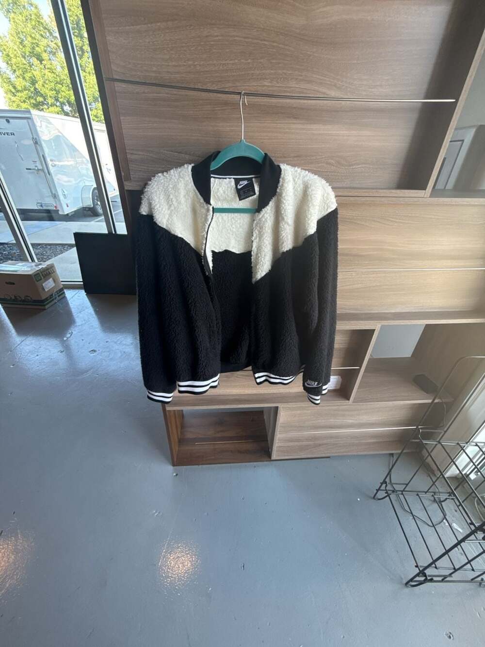 Nike Sportswear Sherpa Fuzzy Bomber Jacket Black White Size XL